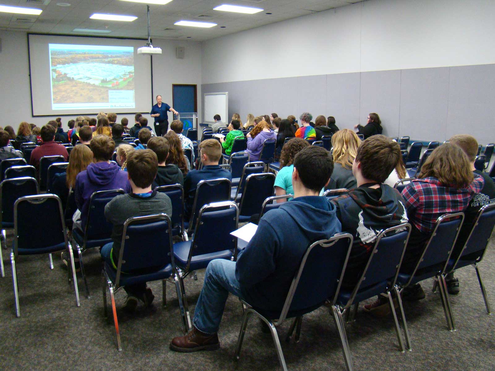 Local Middle School Students Visit MACI